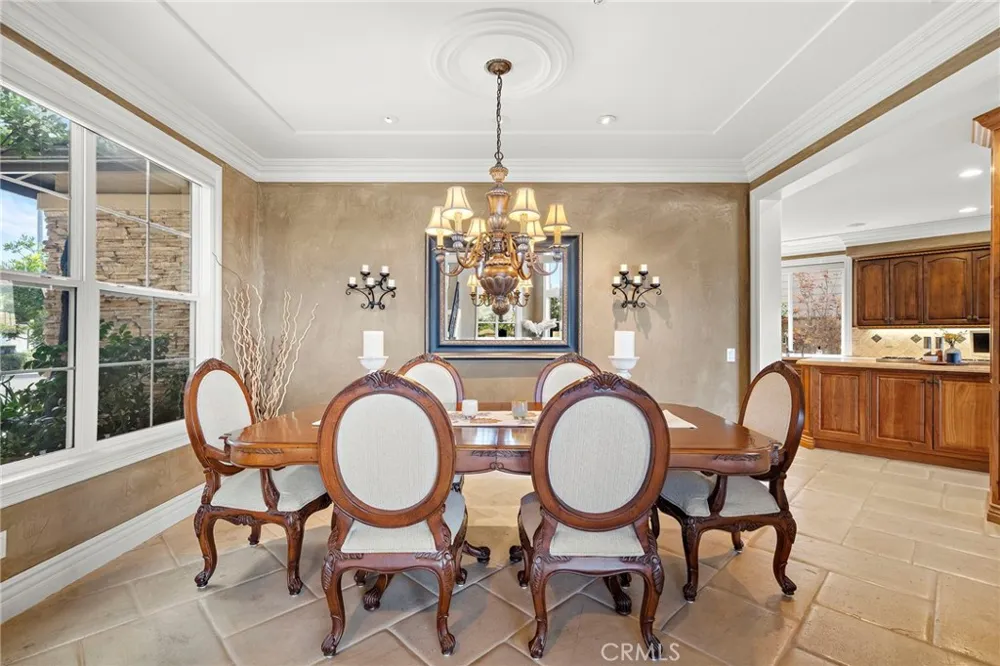604 Calle Reata San Clemente, CA 92673