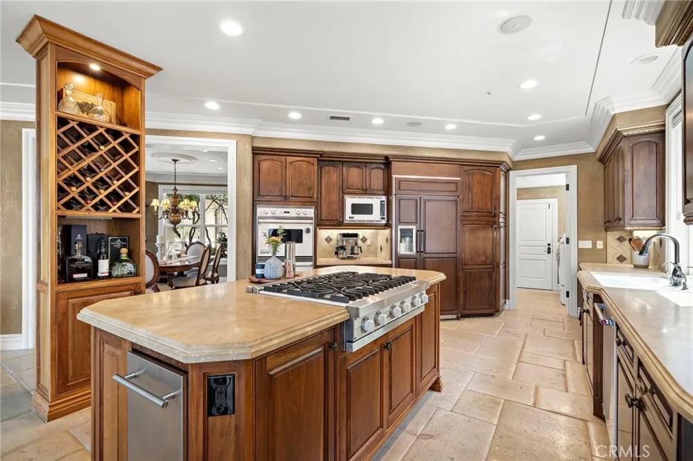 604 Calle Reata San Clemente, CA 92673