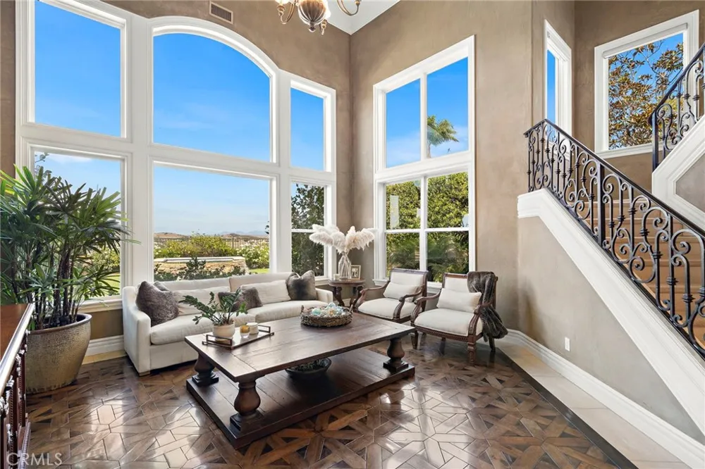604 Calle Reata San Clemente, CA 92673