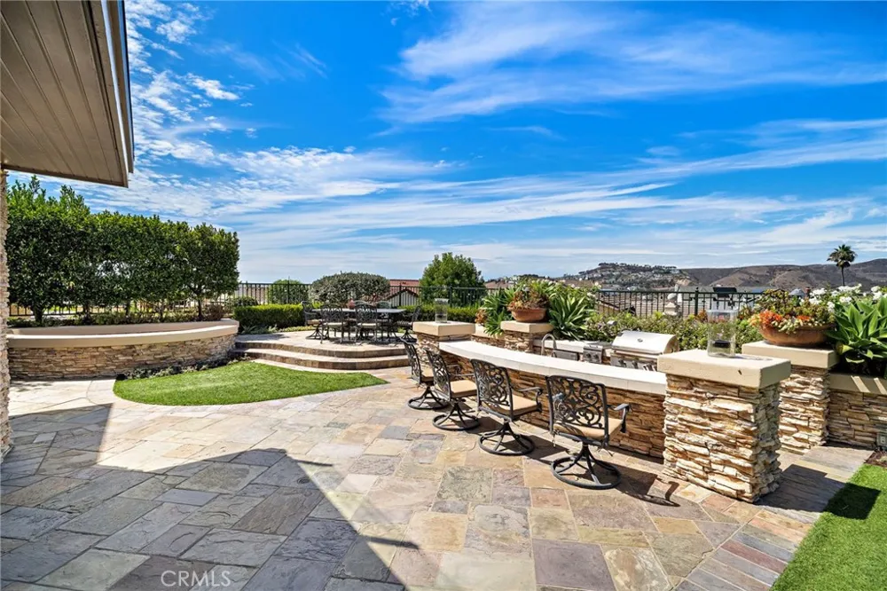 604 Calle Reata San Clemente, CA 92673