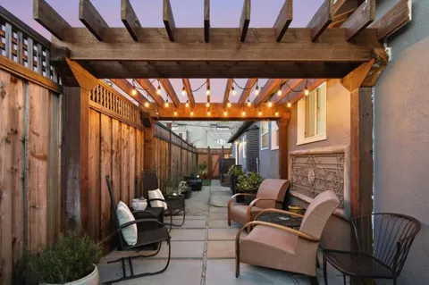 1510 Jasmine Street