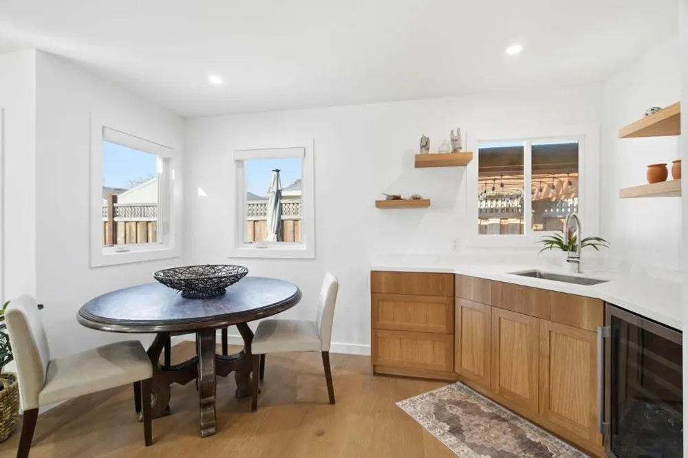1510 Jasmine Street San Mateo, CA 94402