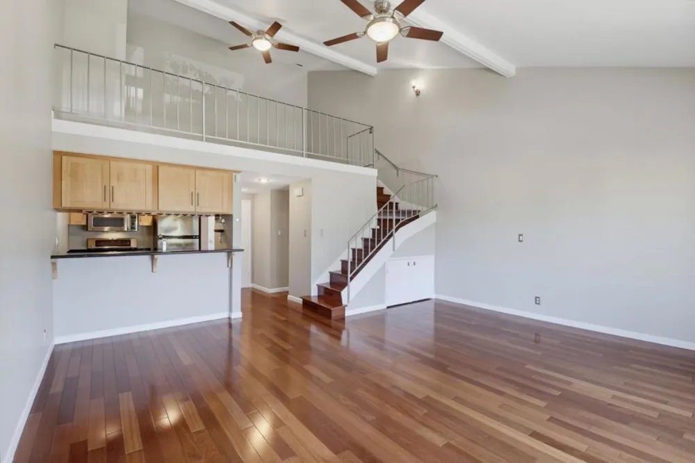 707 Fathom Drive #208 San Mateo, CA 94404