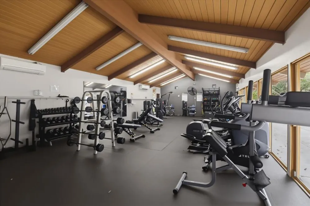 707 Fathom Drive #208 San Mateo, CA 94404