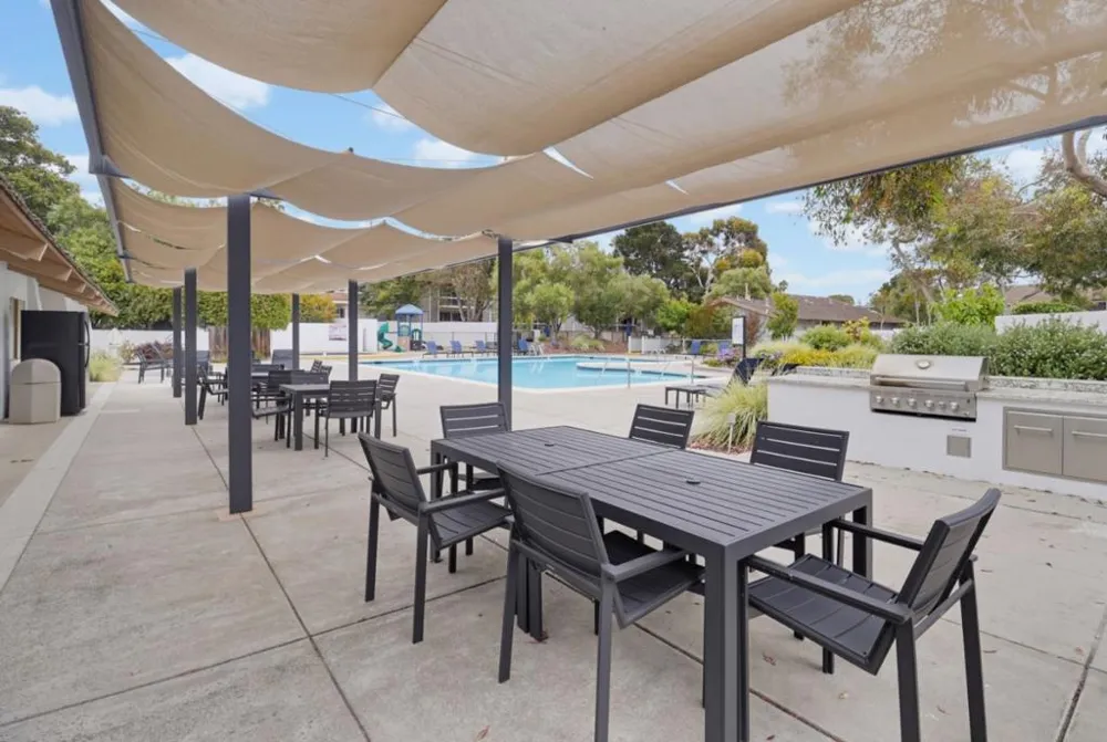 707 Fathom Drive #208 San Mateo, CA 94404