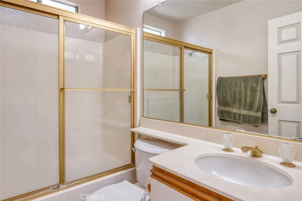 205 Santa Rosa Court Laguna Beach, CA 92651