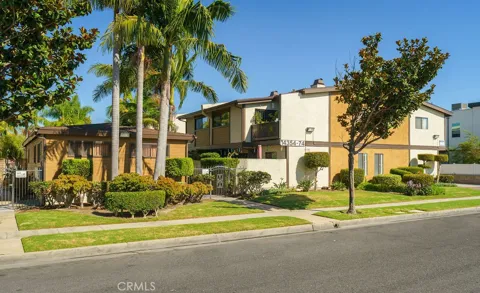 14364 Yukon Avenue #11