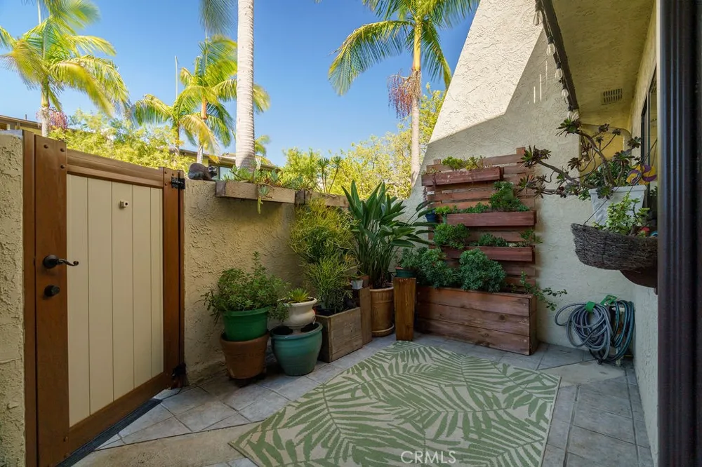 14364 Yukon Avenue #11 Hawthorne, CA 90250
