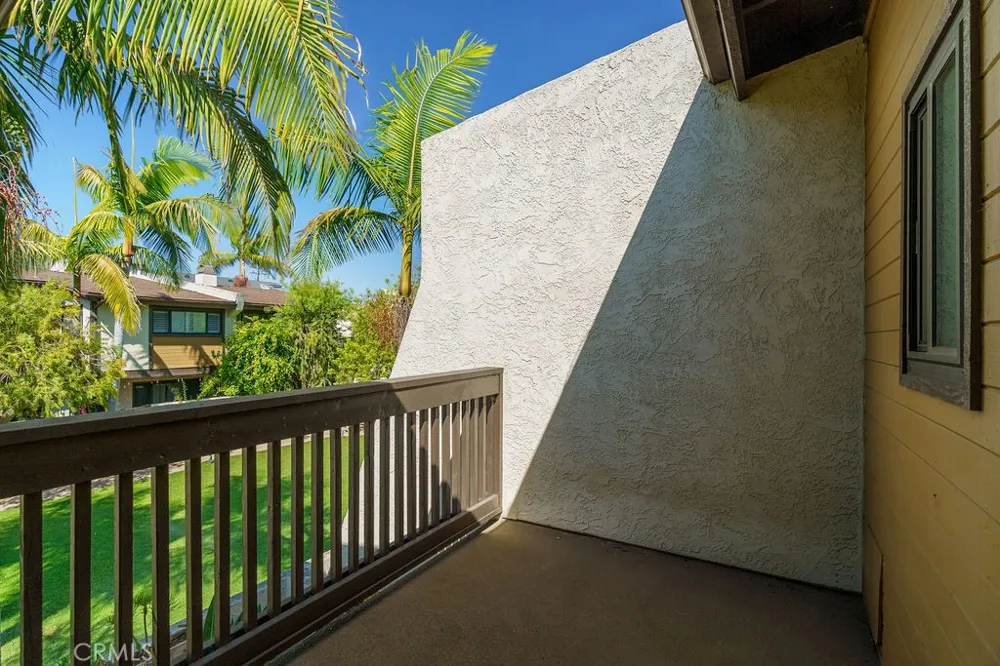 14364 Yukon Avenue #11 Hawthorne, CA 90250
