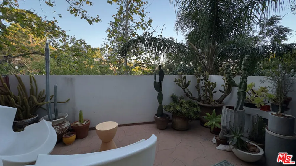 4080 Camino Real Los Angeles, CA 90065