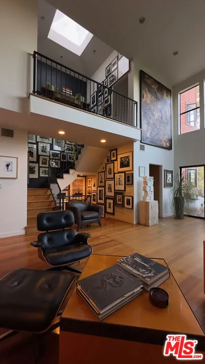4080 Camino Real Los Angeles, CA 90065