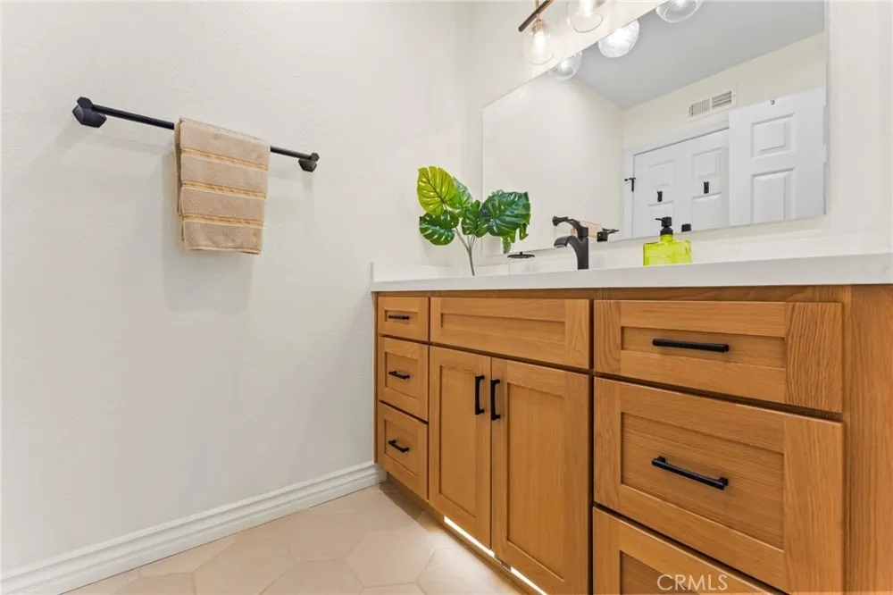 2675 Flora Spiegel Way Corona, CA 92881