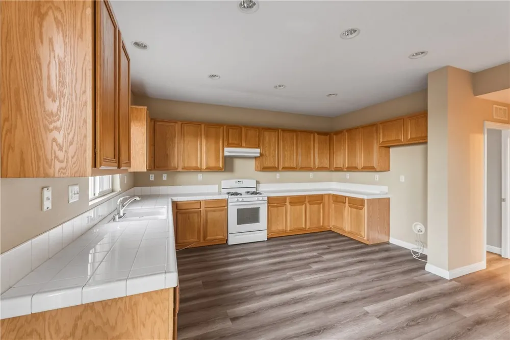 9053 Calico Court Hesperia, CA 92344