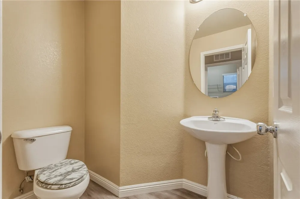 9053 Calico Court Hesperia, CA 92344