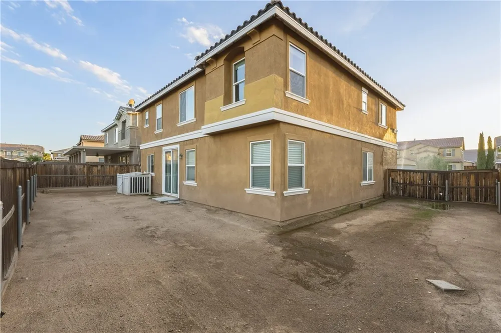 9053 Calico Court Hesperia, CA 92344