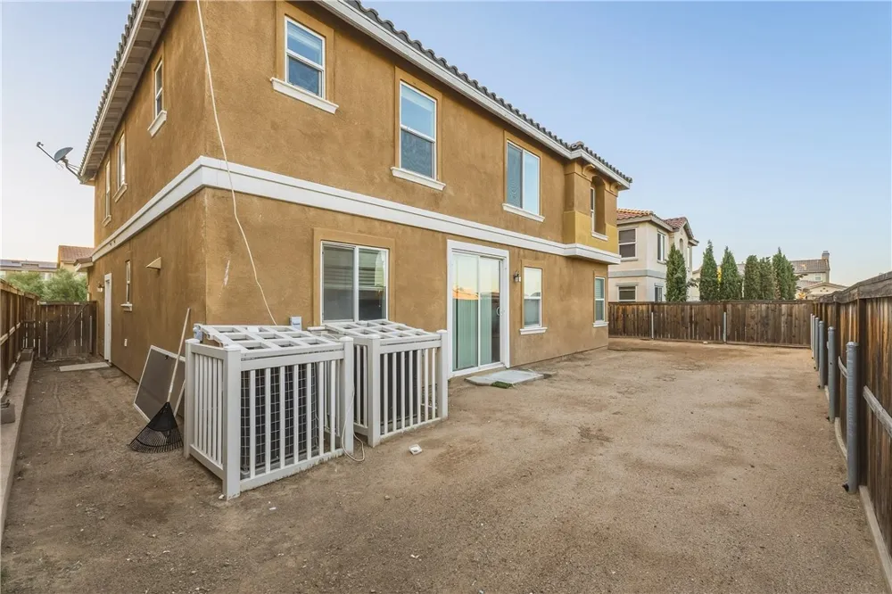 9053 Calico Court Hesperia, CA 92344