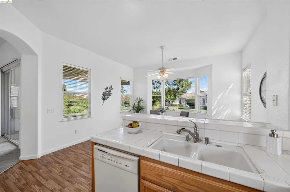 2021 Kent Dr Brentwood, CA 94513
