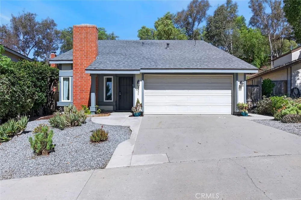 2347 Viewridge Place Escondido, CA 92026