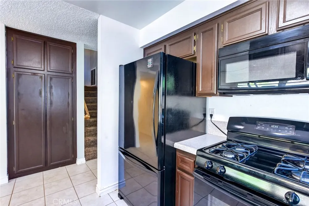 2347 Viewridge Place Escondido, CA 92026