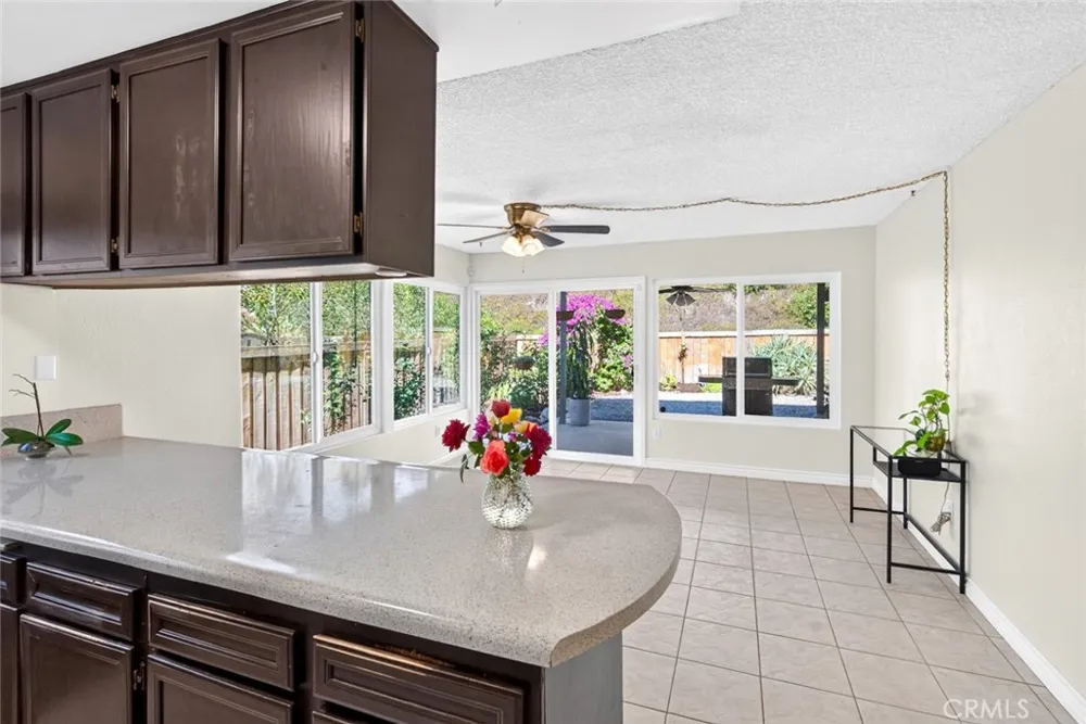 2347 Viewridge Place Escondido, CA 92026