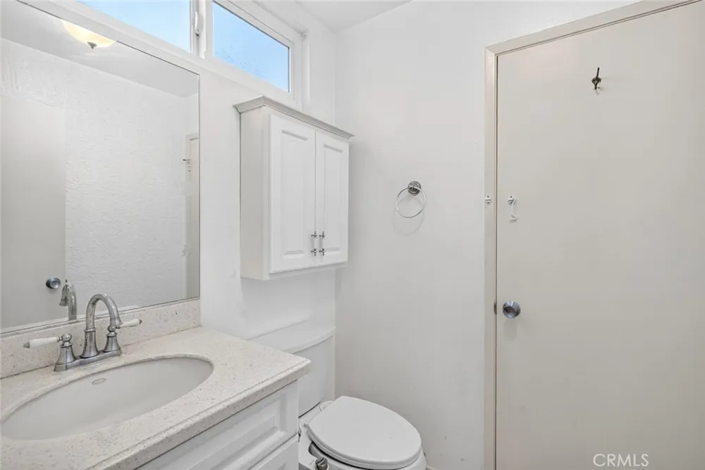 2347 Viewridge Place Escondido, CA 92026