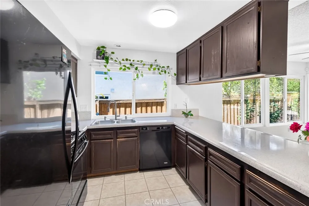 2347 Viewridge Place Escondido, CA 92026