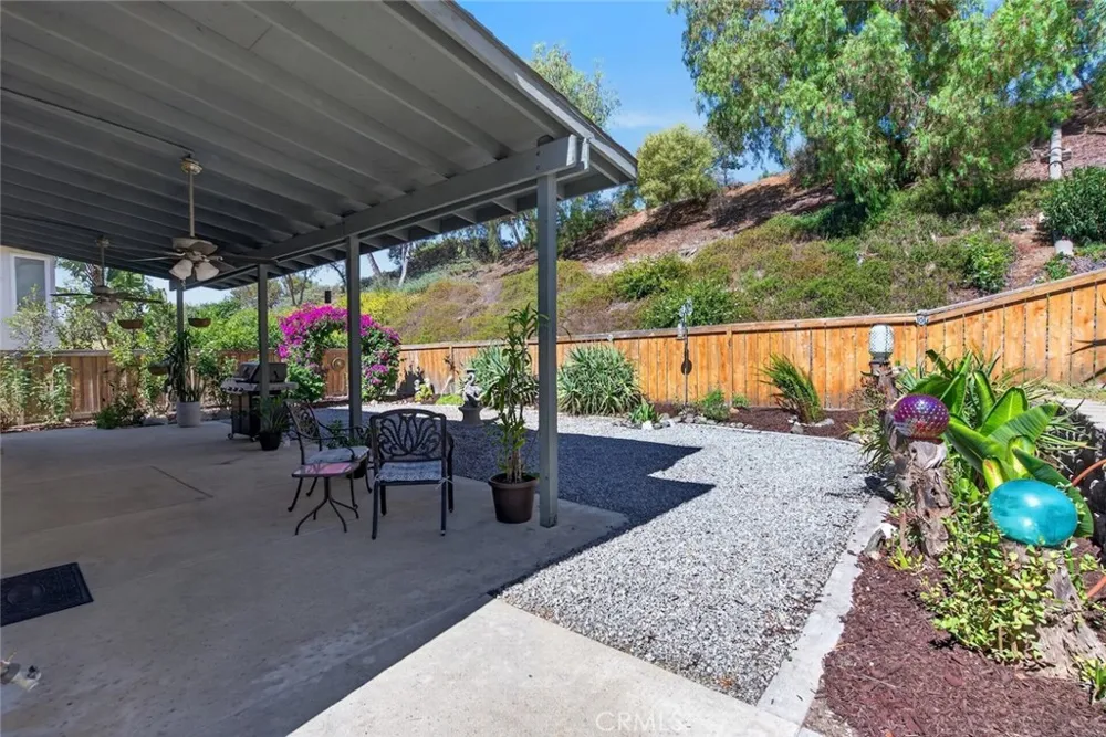 2347 Viewridge Place Escondido, CA 92026