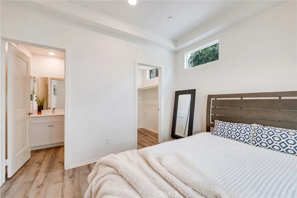 17614 Garden House Bellflower, CA 90706