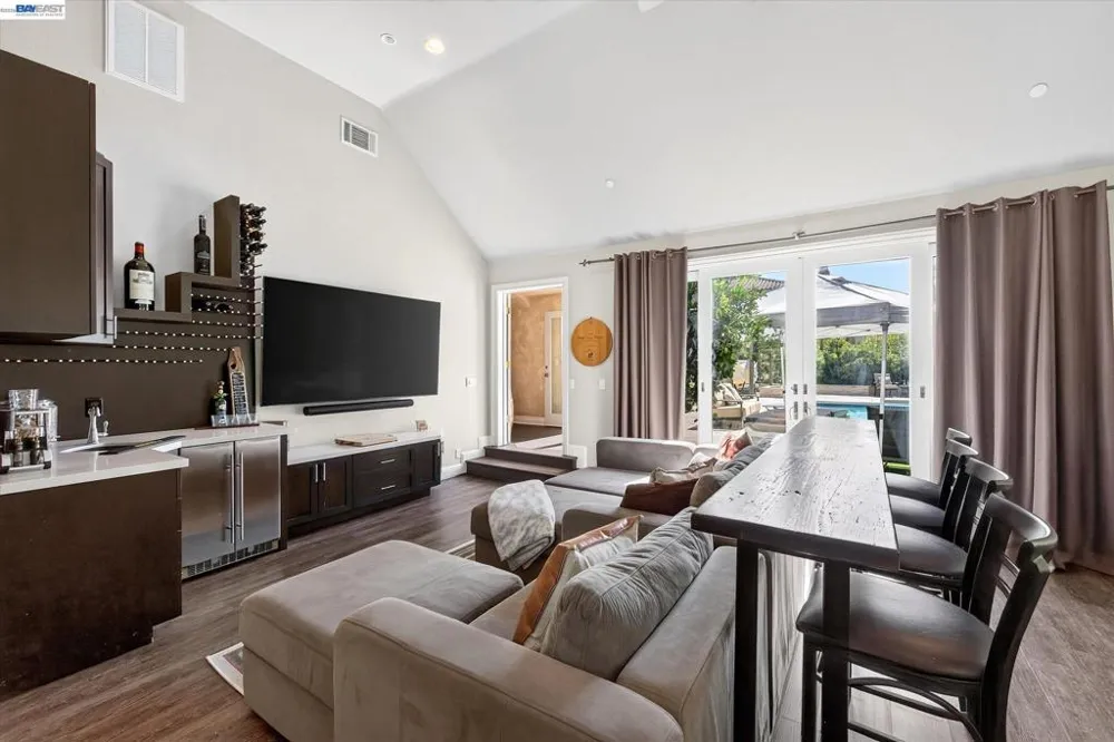 3019 E Ruby Hill Dr Pleasanton, CA 94566