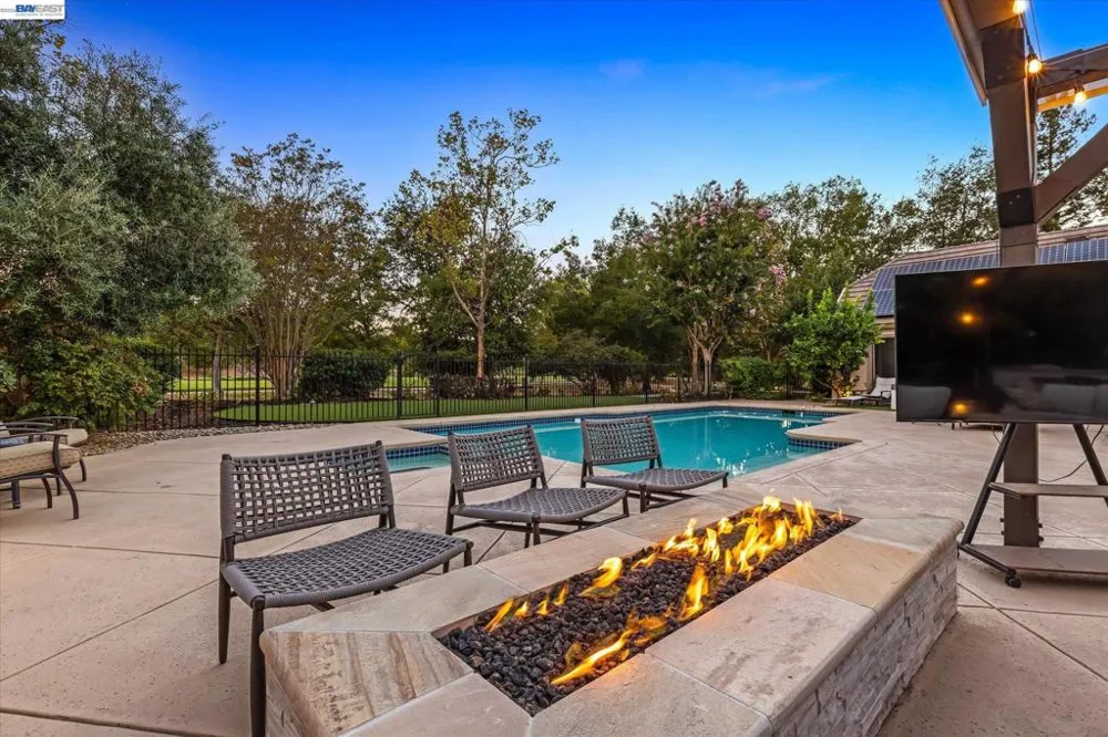 3019 E Ruby Hill Dr Pleasanton, CA 94566
