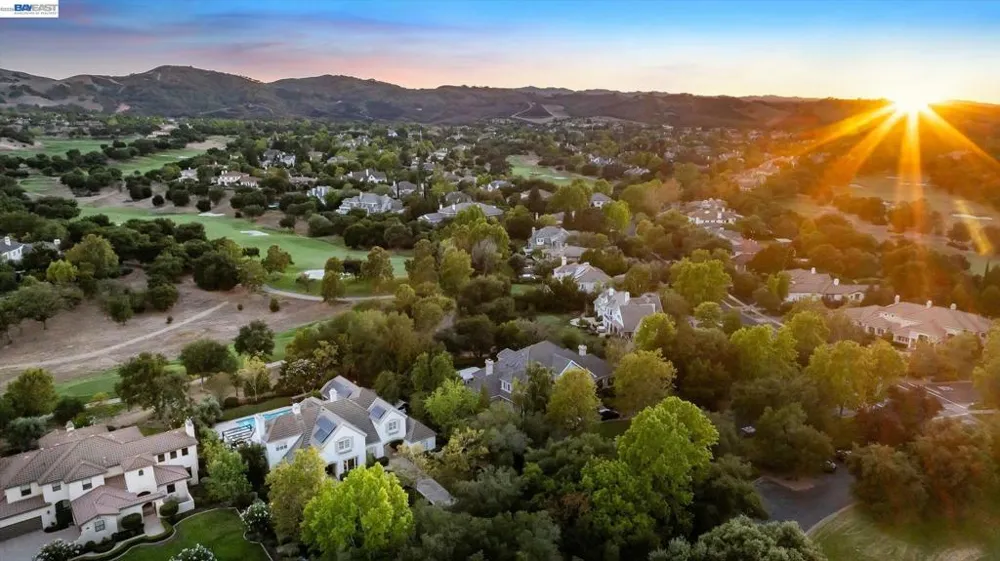 3019 E Ruby Hill Dr Pleasanton, CA 94566