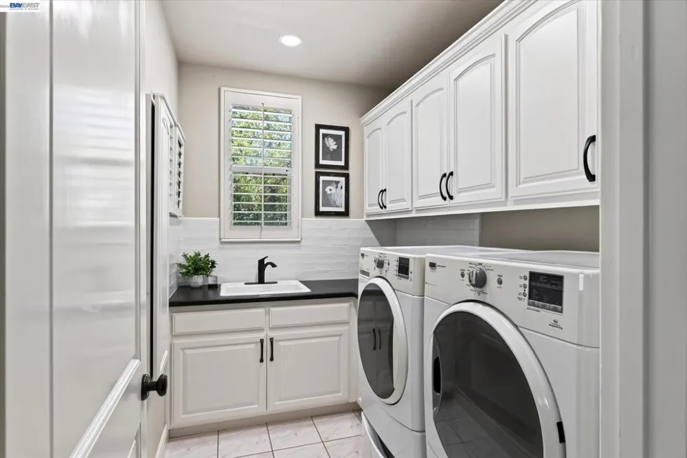 3019 E Ruby Hill Dr Pleasanton, CA 94566