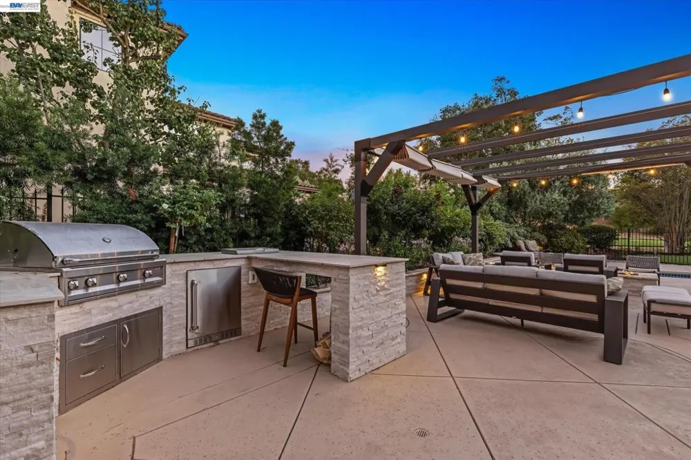 3019 E Ruby Hill Dr Pleasanton, CA 94566