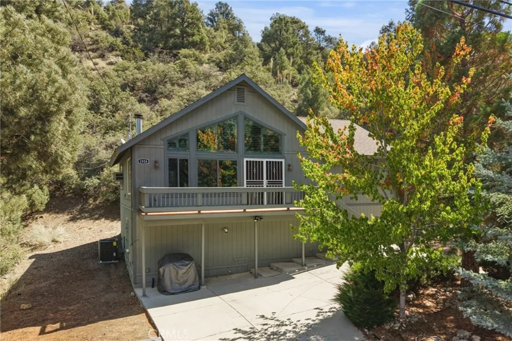 1928 Woodland Drive Pine Mountain Club, CA 93222