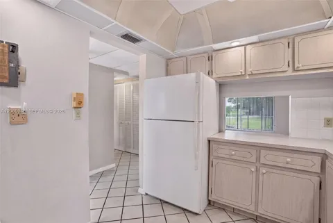 7807 Golf Cir Dr #104