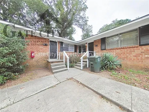 2021 Maywood Street #F