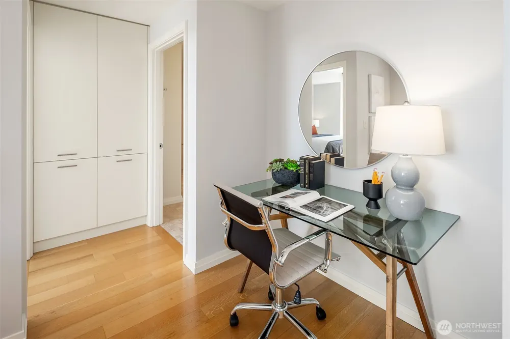10700 NE 4th Street #2214 Bellevue, WA 98004