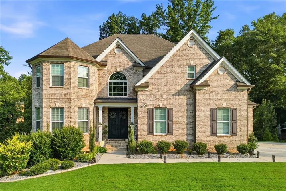7271 Bluewater Douglasville, GA 30135
