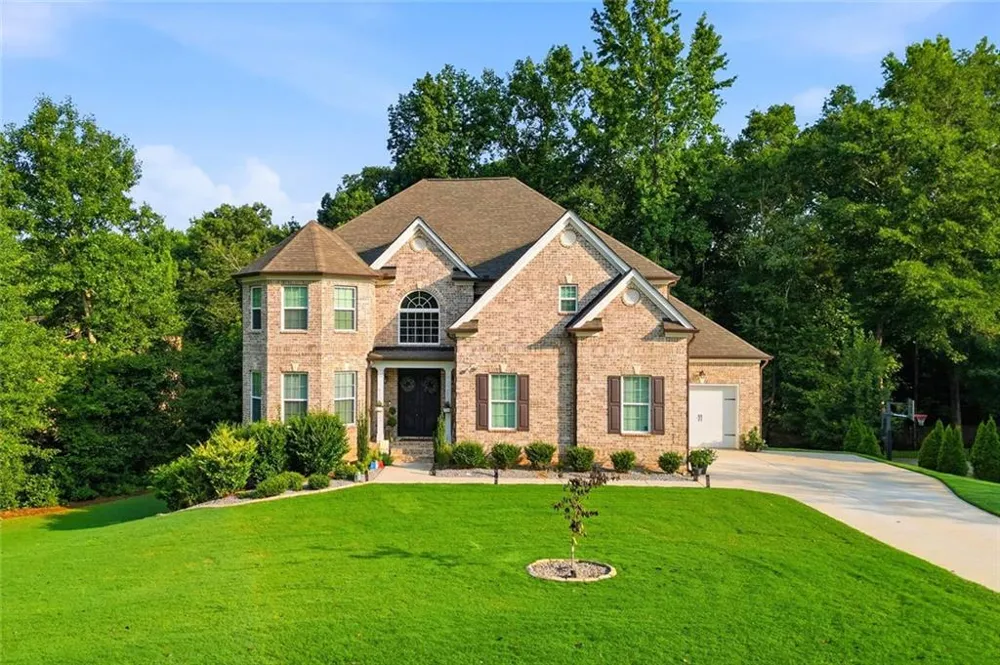 7271 Bluewater Douglasville, GA 30135