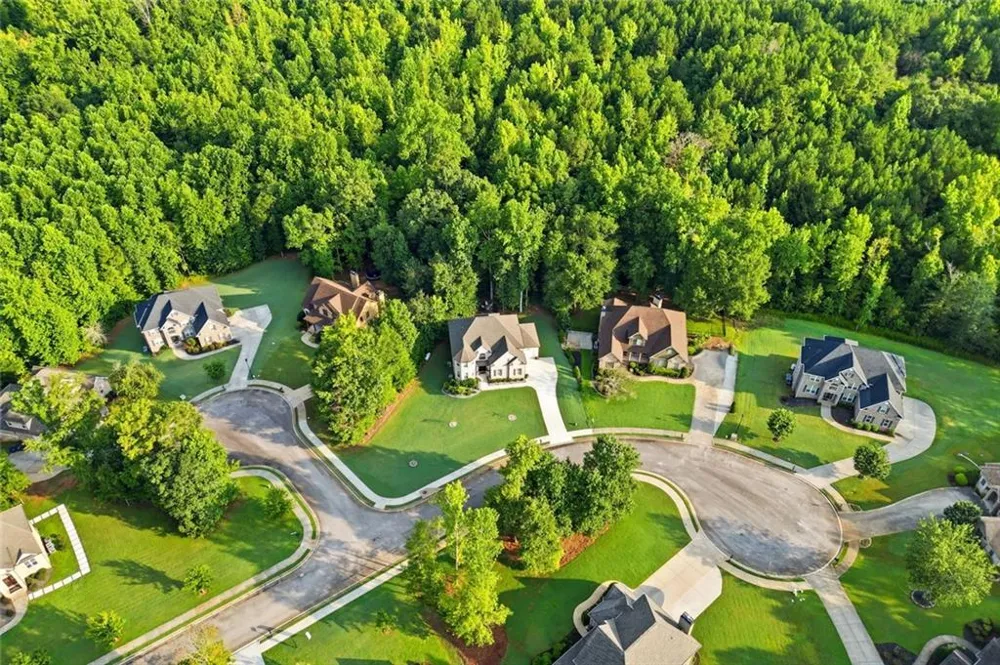 7271 Bluewater Douglasville, GA 30135