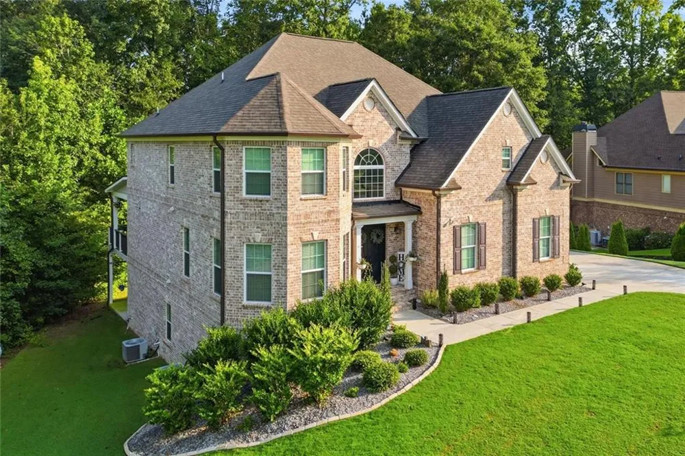 7271 Bluewater Douglasville, GA 30135