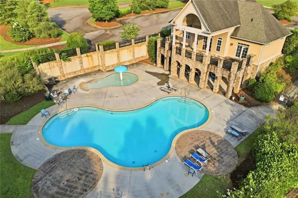 7271 Bluewater Douglasville, GA 30135