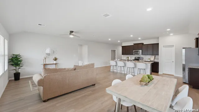 5443 JASMINE SPUR Bulverde, TX 78163