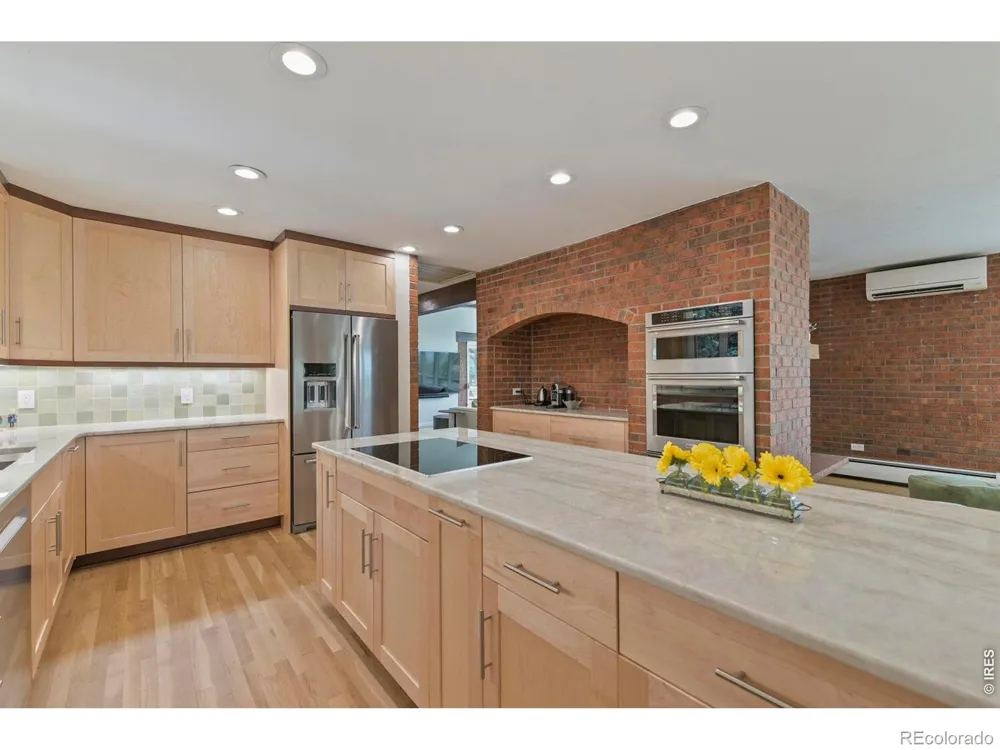 19 Ridge Road Boulder, CO 80303