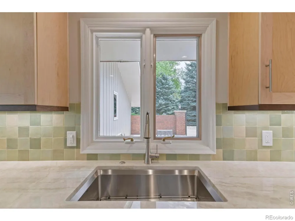 19 Ridge Road Boulder, CO 80303