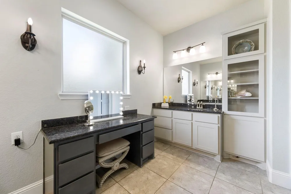 147 Pacific Grove Drive Montgomery, TX 77316