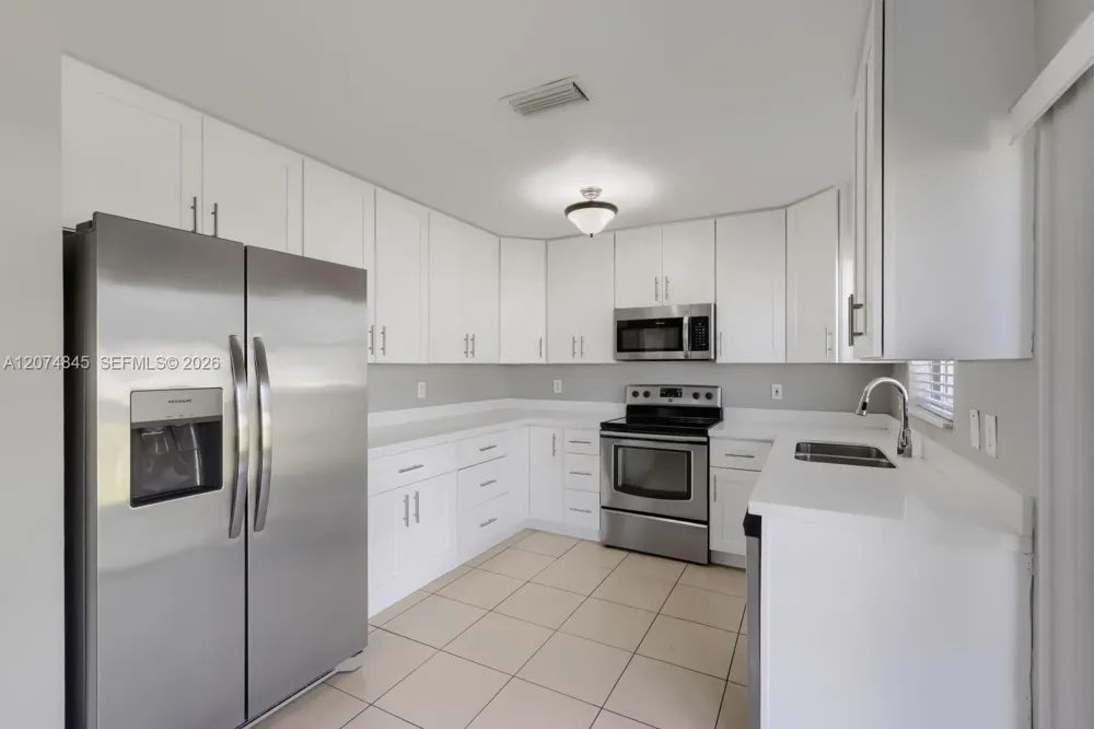 2710 Neaton Ct Wellington, FL 33414