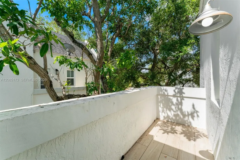 3125 Paola Dr Miami, FL 33133