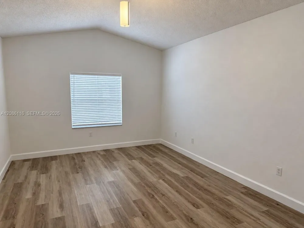 11270 NW 53rd Ln Doral, FL 33178