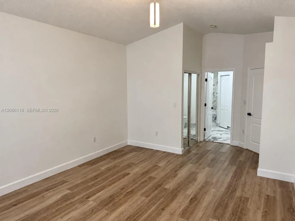 11270 NW 53rd Ln Doral, FL 33178